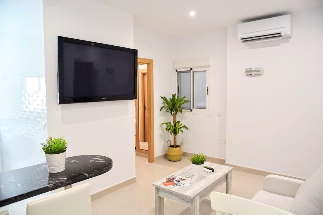Cozy Apartment City Center Malaga Bagian luar foto