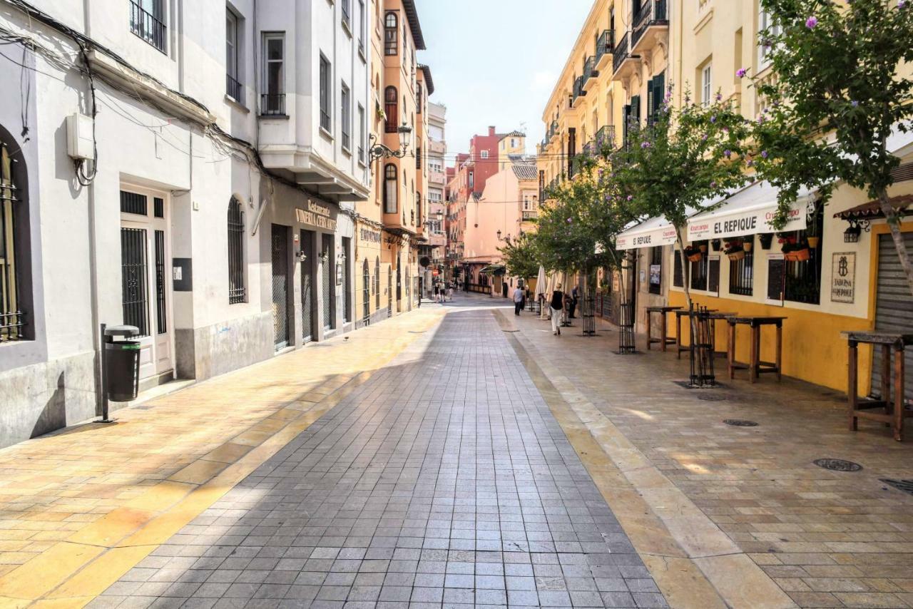 Cozy Apartment City Center Malaga Bagian luar foto